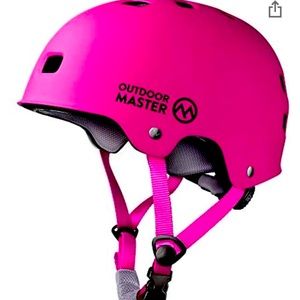 Adult cycling helmet